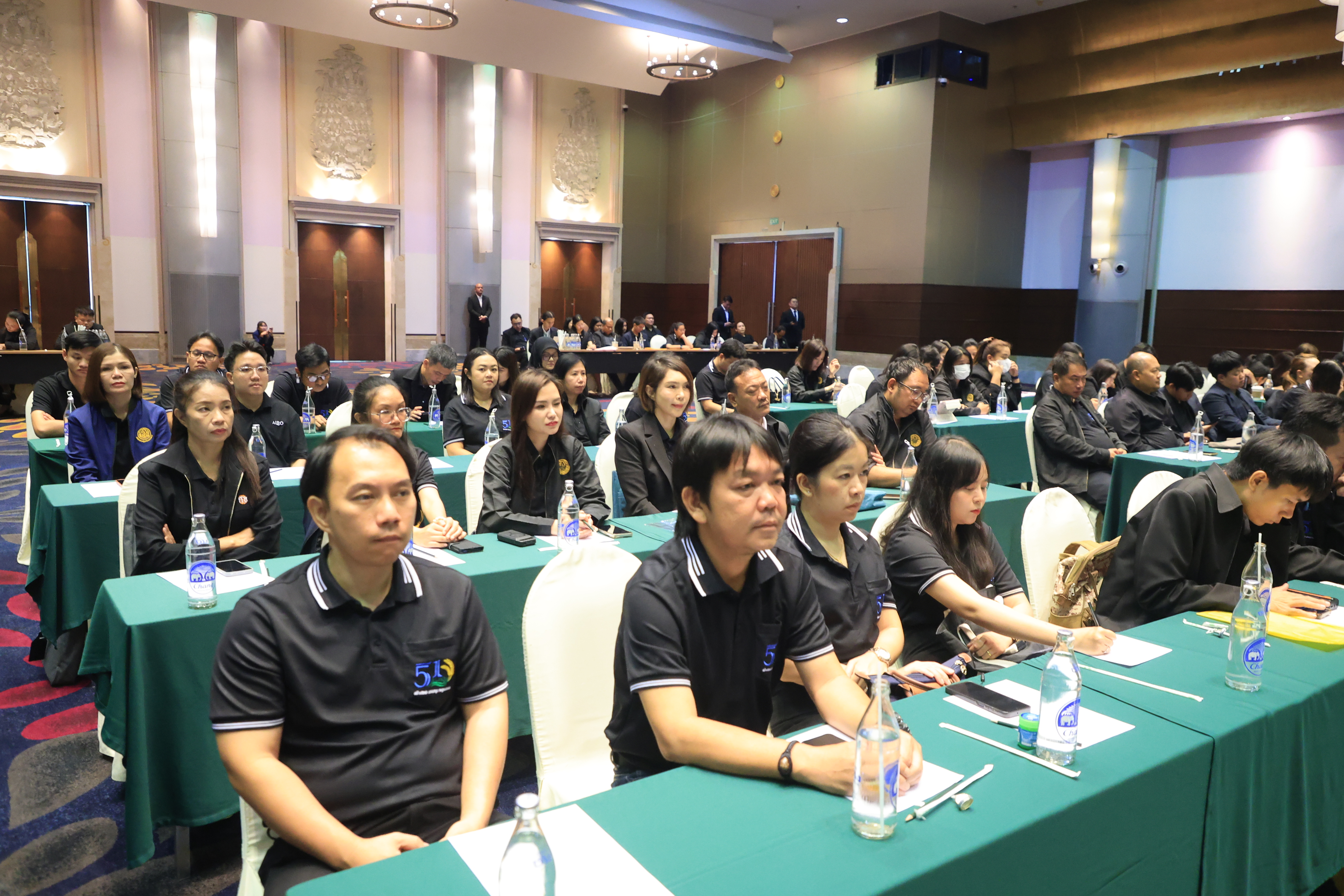 title - รมช.วัชระพล สั่งเร่งดำเนินการ บริหารจัดการที่ดินและดิน มอบสิทธิในที่ดินทำกินให้แก่เกษตรกร